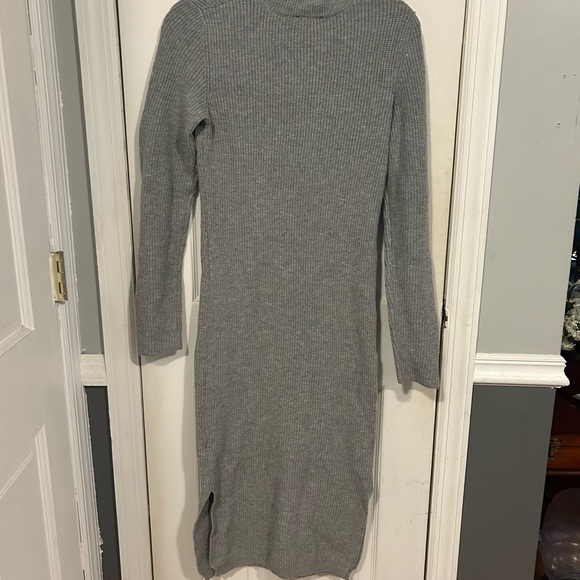 NWT Lulu's Grey Long Sleeve Turtleneck Dress - Picture 4 of 7